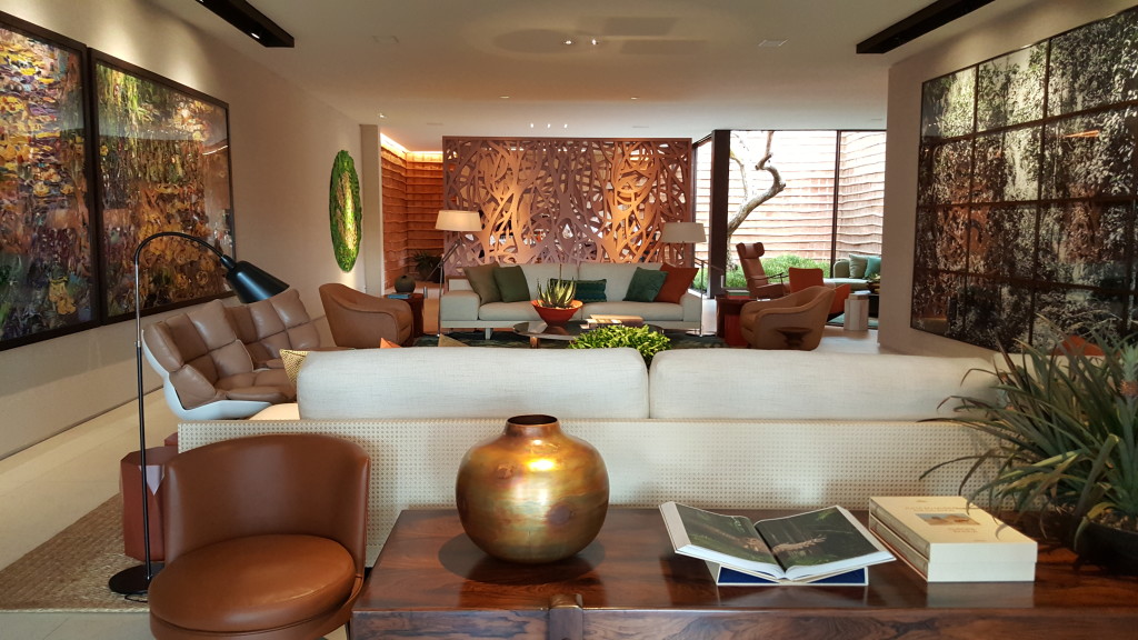 Imagem de sala de estar Brasil de Pau a Pique, do arquiteto Roberto Migotto para Casa Cor SP 2015