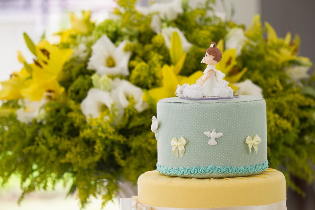 Imagens de topo de bolo: um bebê com chupeta