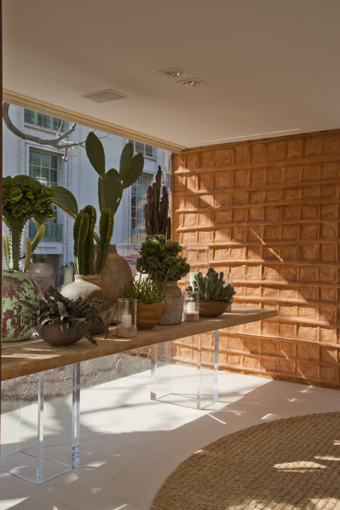 Imagem de parede de pau a pique projetada pelo arquiteto Roberto Migoto