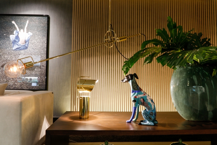 A partir do tom Acqua Fraccaroli, Brunete Fraccaroli apresentou em 300 m2 uma atmosfera com design contemporâneo! A partir do tom Acqua Fraccaroli, Brunete Fraccaroli apresentou em 300 m2 uma atmosfera com design contemporâneo!