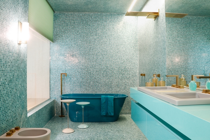 Brunete Fraccaroli é a primeira arquiteta brasileira do mundo a criar uma cor especial para o Grupo, tanto para o Brasil como para a Europa. Brunete Fraccaroli é a primeira arquiteta brasileira do mundo a criar uma cor especial para o Grupo, tanto para o Brasil como para a Europa.